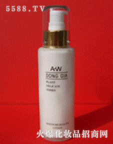 植物嫩白保濕露 雪薇詩瀾與天津科技發(fā)展引領化妝品批發(fā)新趨勢